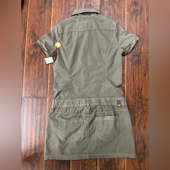 AG Adriano Goldschmied “The Marilyn” Shirt Dress - Picture 5 of 8